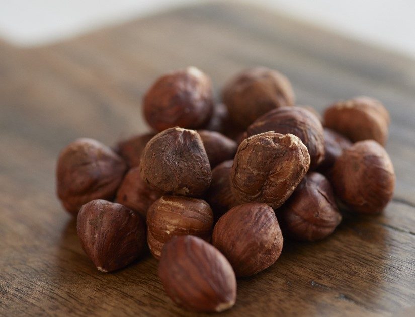 Oregon Orchard Natural Hazelnuts, Jumbo Kernel 25 LB Box Oregon